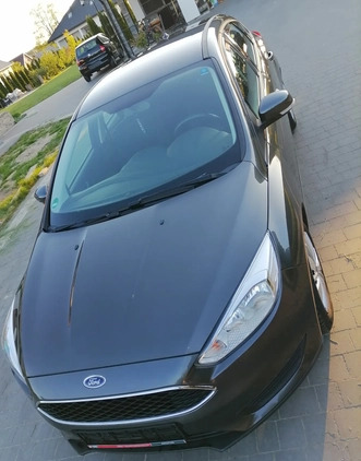 Ford Focus cena 36999 przebieg: 98000, rok produkcji 2018 z Siemiatycze małe 154